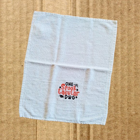 Dog Paw Towel - Cute Embroidered Halloween Paw Towel for Dog - Dog Textile - Picture 3 of 3